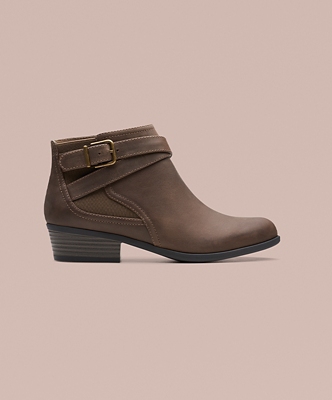 Outlet Call It Spring Women Rose Gold Toned Block Heels Outlet Call It Spring Women Rose Gold Toned Block Heels