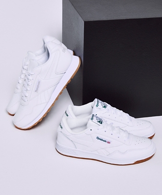 who sells reebok shoes near me